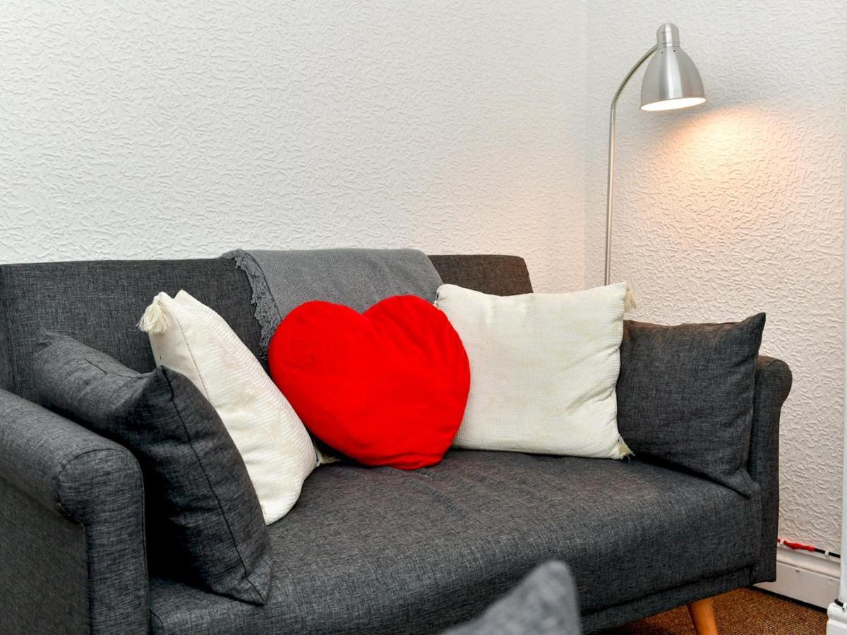 Pass The Keys Perfectly Located 3 Bed Home Close To The City Cardiff Zewnętrze zdjęcie